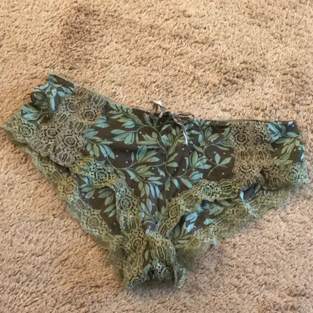 NWOT PRINCESSE  tam tam Lauri Panty. Size M